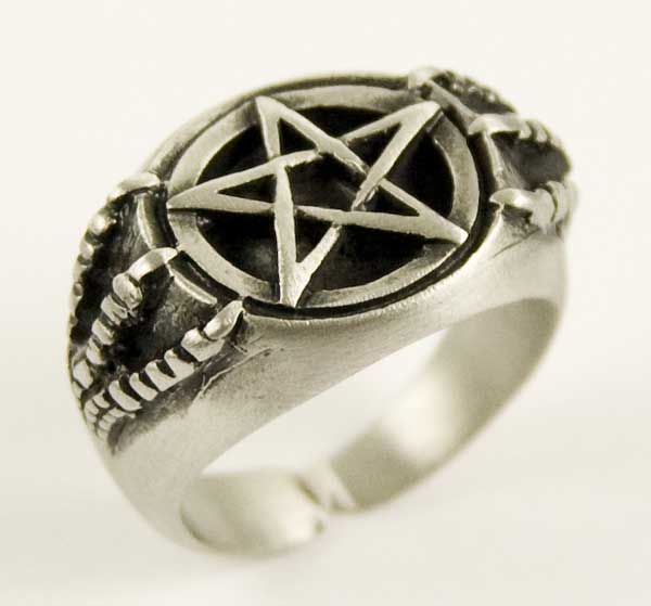 Ring Pewter Long Nail Pentagram
