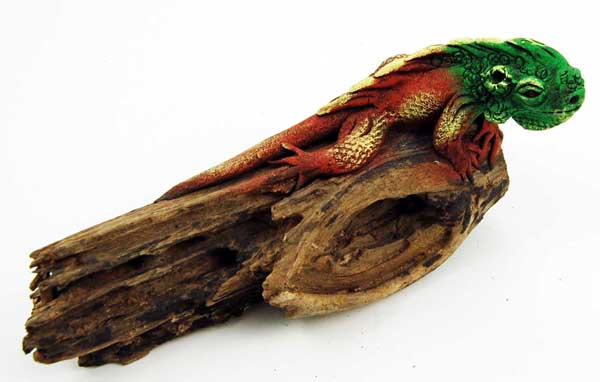 Iguana Wood 6 Inch H4xw2.5 Inch