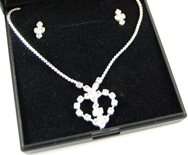 Necklace And Earring Set Heart With Cross Style Earrin*MORE INFO