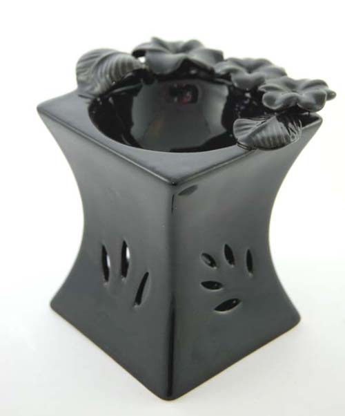 Oil Burner Black Roman Style With Flowers 12Cm (H)