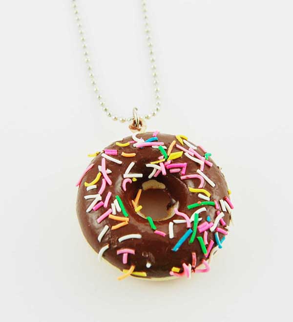 Necklace Bun Chocolate Scented