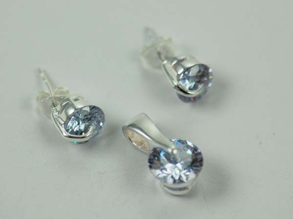 Earring & Pendant Set Silver Purple Stones