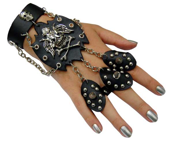 Finger Bracelet Black Evil Face With Wings 3 Rings Wit*MORE INFO