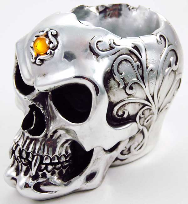 Skull Head Silver Colour With Stones 11.5X17.5X13.5cm