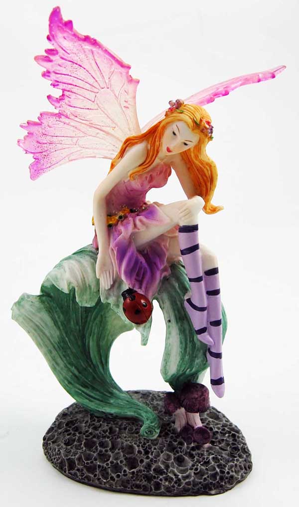 Fairy Purple Sat On Leaf 11.5X11X20.5cm