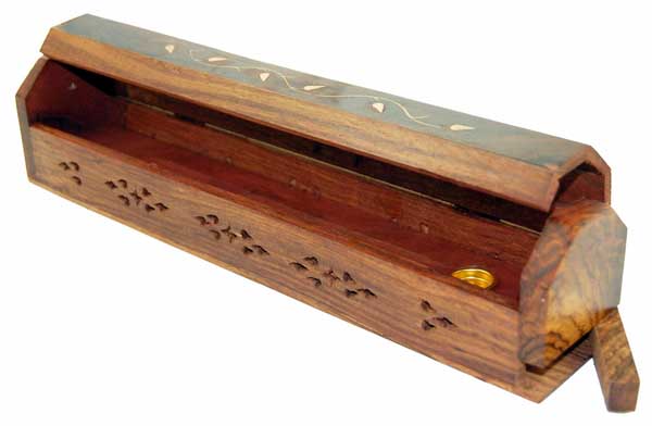 Ashcatcher Box Wood Leaf 10 Inch