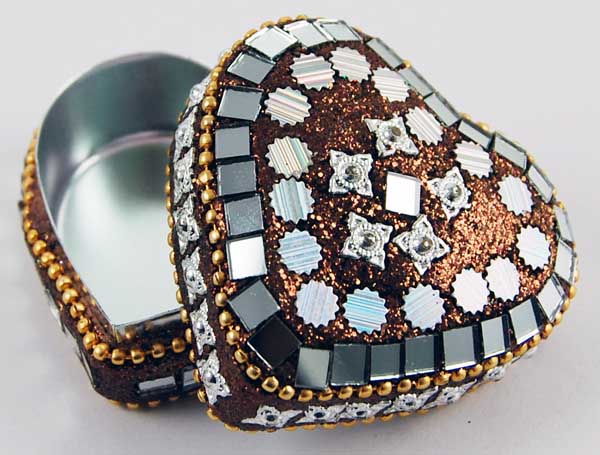 Trinket Box Heart Amber Mirrored W5.5XD3.5cm