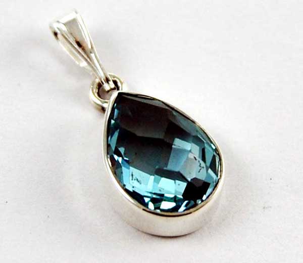 Pendant Silver Blue Topaz