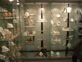 AMBER DISPLAYS