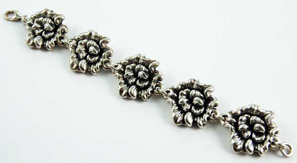 Silver Lightweight Flower Bracelet 925
