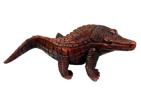 wooden crocodile carved 19cm