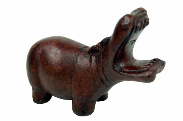 wooden hippo mouth open 9cm